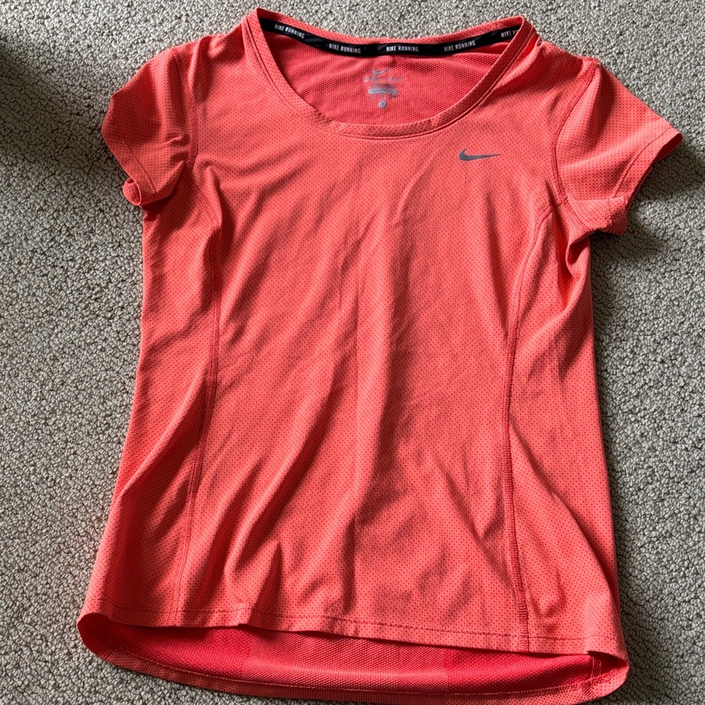 Nike Women’s Coral Short Sleeve Dri-FIT Tee